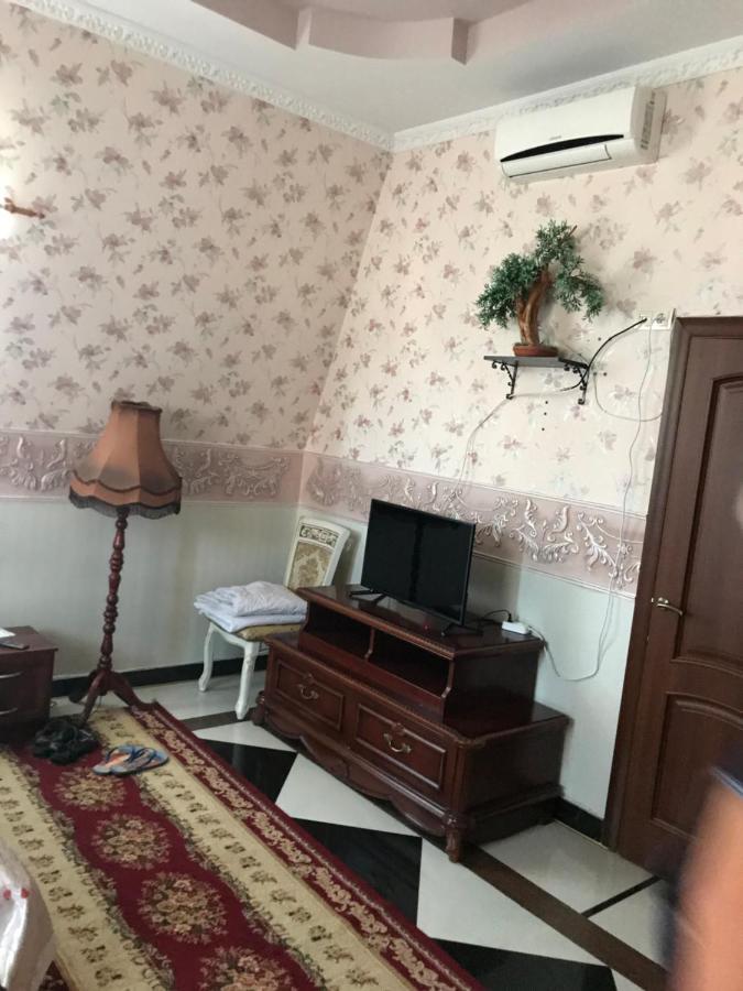 Отель Буржуа Žytomyr Exteriér fotografie