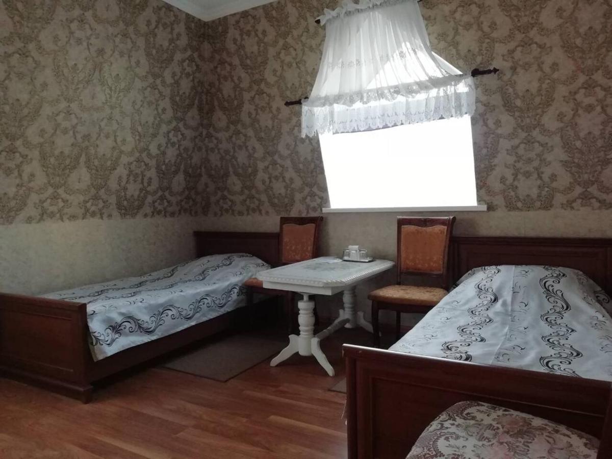 Отель Буржуа Žytomyr Exteriér fotografie