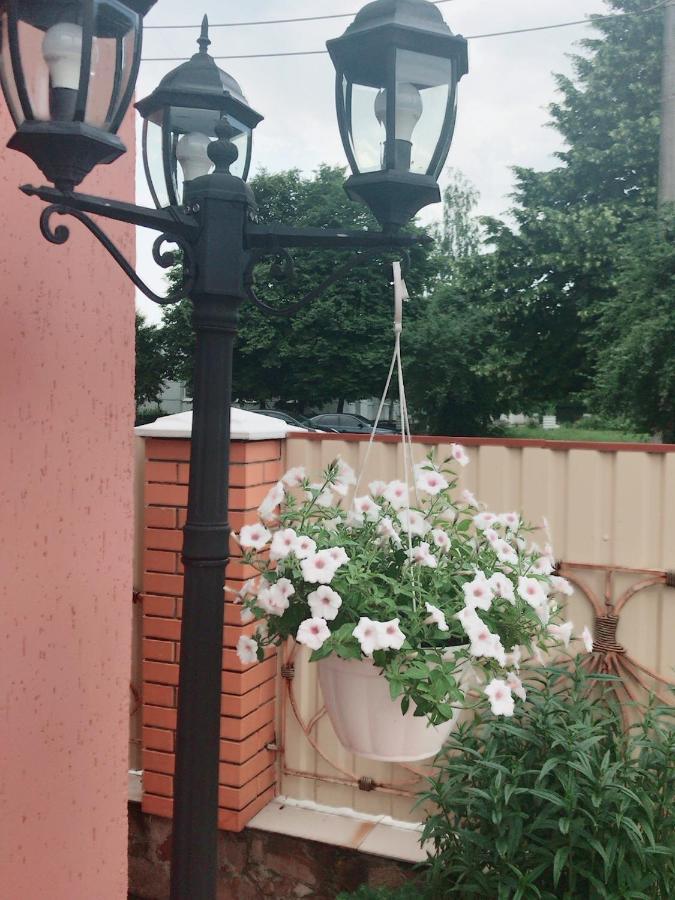 Отель Буржуа Žytomyr Exteriér fotografie